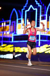 BIB: 40060
                            <button type="button" onclick="openModal(22830084)" class="btn btn-primary btn-sm float-right btn-popup" data-toggle="modal" data-target=".modal-high-quality">
                        <i class="fas fa-shopping-cart"></i> Add to Cart
                    </button>
                                            <button type="button" onclick="isThisMe(22830084, true)" class="btn btn-success btn-sm float-right btn-popup btn-isme hidden" data-toggle="tooltip" data-placement="bottom" title="นี่คือรูปของคุณใช่ไหม คลิกที่นี่เพื่อเอาเข้าอัลบั้ม">
                        <i class="fas fa-plus"></i> Add to album
                    </button>
                    <button type="button" onclick="isThisMe(22830084, false)" class="btn btn-warning btn-sm float-right btn-popup btn-isnotme hidden">
                        <i class="fas fa-ban"></i> Remove from album
                    </button>